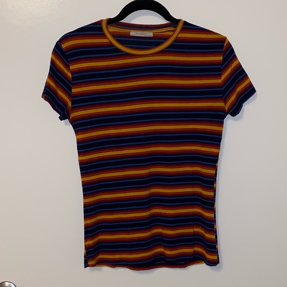 Zara Stripes - Picture 1 of 3